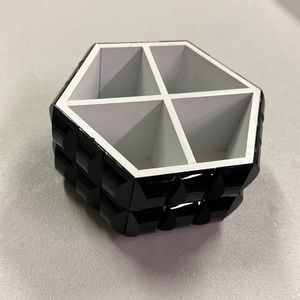 Brand new Bebe jewelry home decor organizer